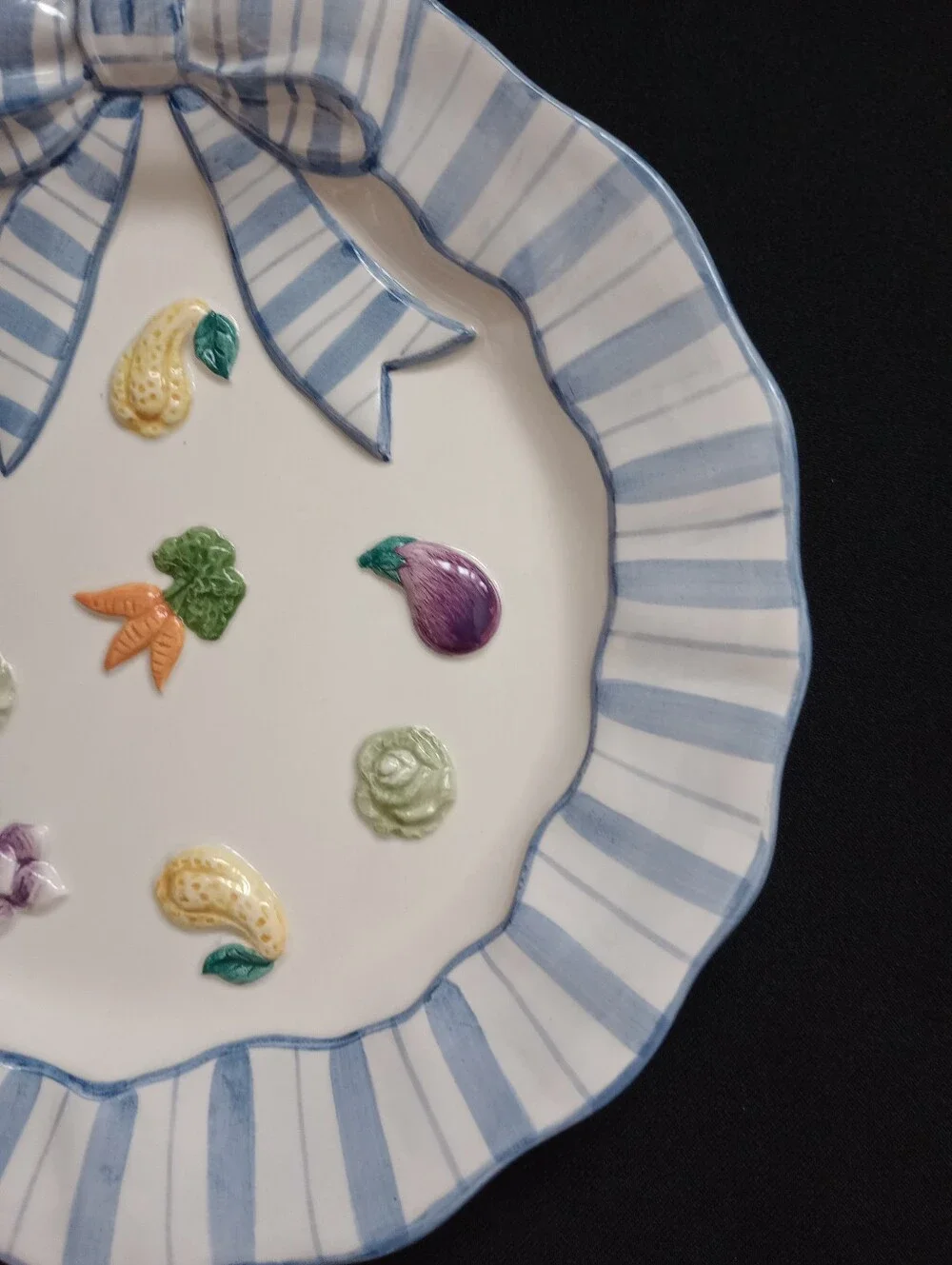 Vintage 1994 Fritz And Floyd Petit Vegs Blue Ribbon Canape Plate